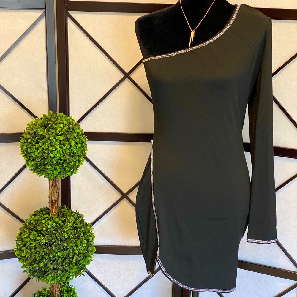 Beautiful One Shoulder Body-Con Dress